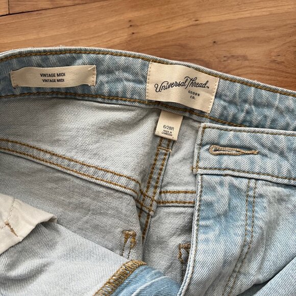 Universal Thread denim short bundle - Picture 3 of 4